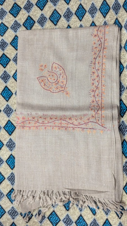 Amber Paisley | Elegance Woven in Every Thread