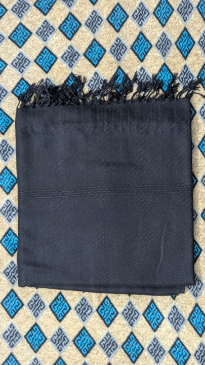 Aswad Classic | Timeless Black Wool Shawl