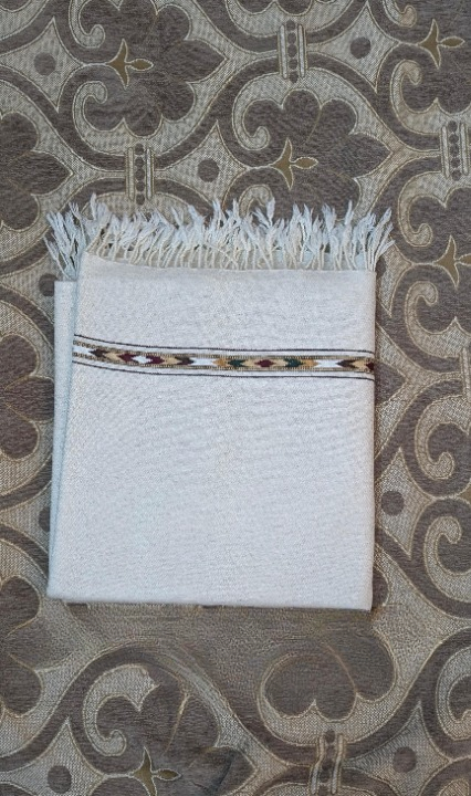 Zarif Sharai | Elegant Wool Shawl with Traditional Swati Motif